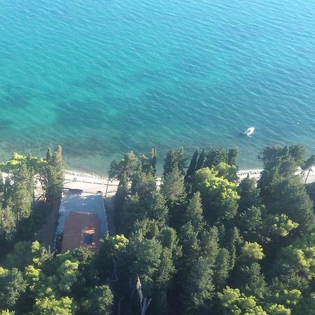 Villa Beachfront Sea Palace Kastela Dış mekan fotoğraf